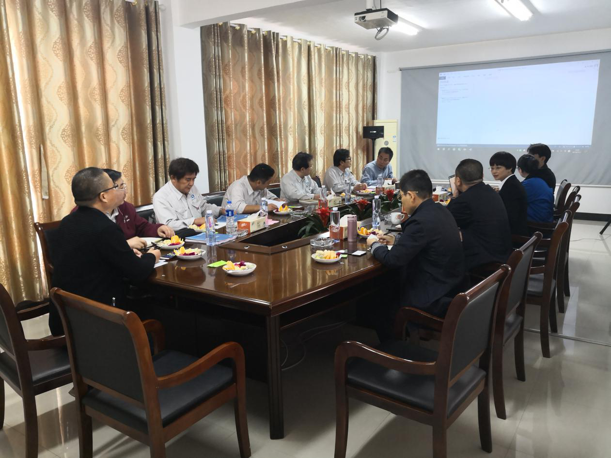 江苏麻豆成人电影会议室与日本客户沟通 江苏麻豆成人电影会议室与日本客户沟通